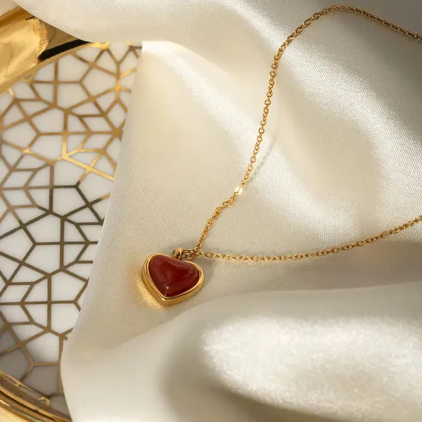 Gold_Tone_Layered_Heart_Pendant_Necklace_for_Women