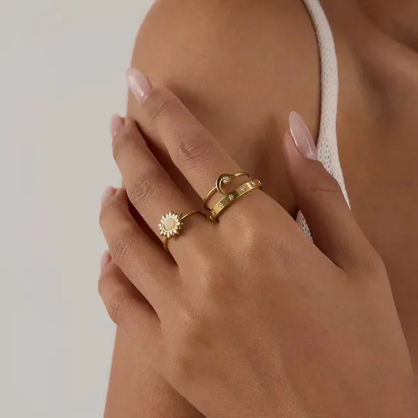 Gold_Tone_Sun_Moon_And_Star_Rings_Set_for_Women