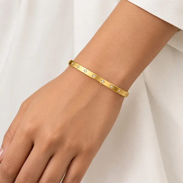 Gold_Tone_Studded_Bangle_for_Women