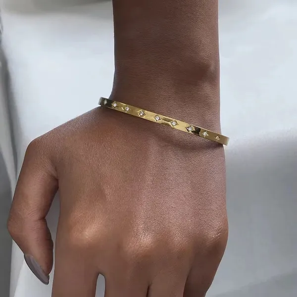 Gold_Tone_Studded_Bangle_for_Women