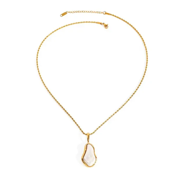 Gold_Tone_Pearl_Pendant_Necklace_for_Women