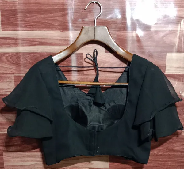 Kalapati_V-Neck_Women_Blouse_()