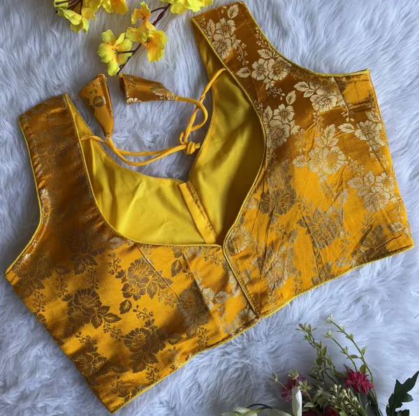 Kalapati_Sweetheart_Neck_Women_Blouse_()