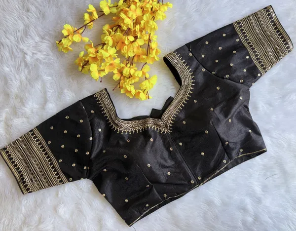 Kalapati_Sweetheart_Neck_Women_Blouse_()