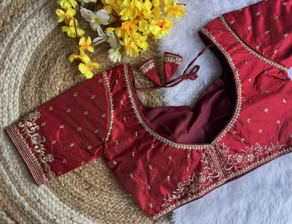 Kalapati_Sweetheart_Neck_Women_Blouse_()