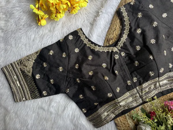 Kalapati_Round_Neck_Women_Blouse_()
