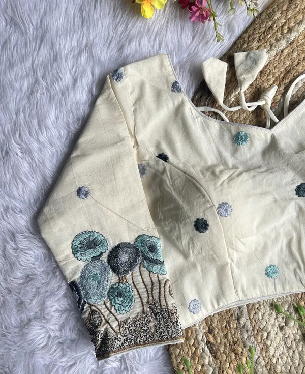 Kalapati_V-Neck_Women_Blouse_()