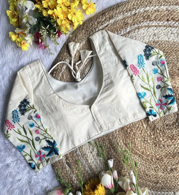 Kalapati_Sweetheart_Neck_Women_Blouse_()