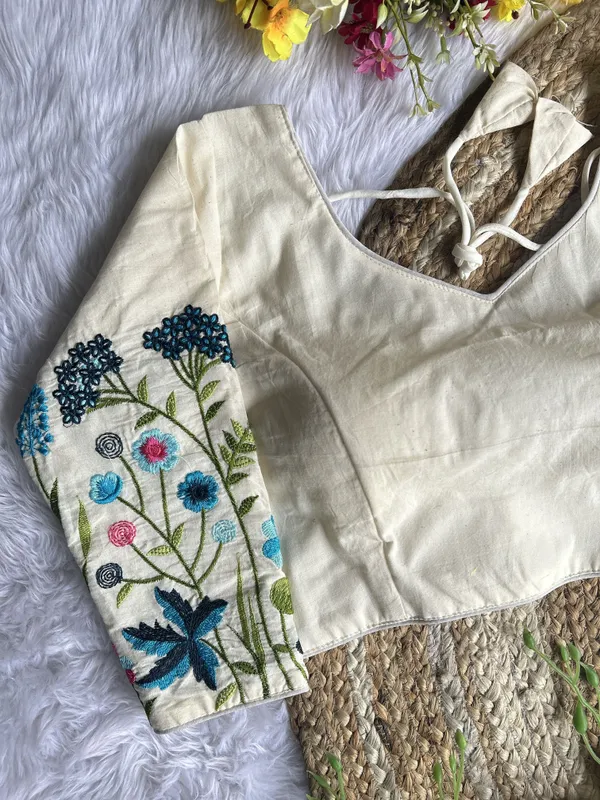 Kalapati_Sweetheart_Neck_Women_Blouse_()