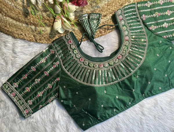 Kalapati_Sweetheart_Neck_Women_Blouse_()
