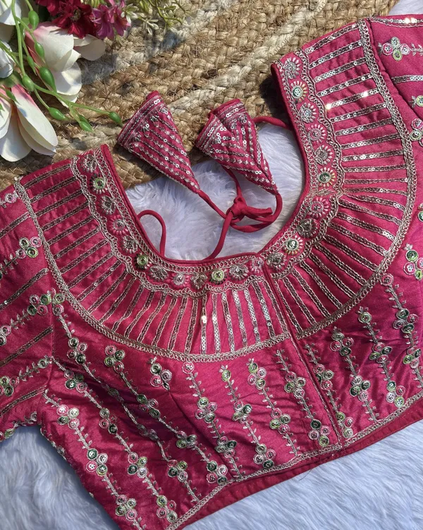 Kalapati_Sweetheart_Neck_Women_Blouse_()