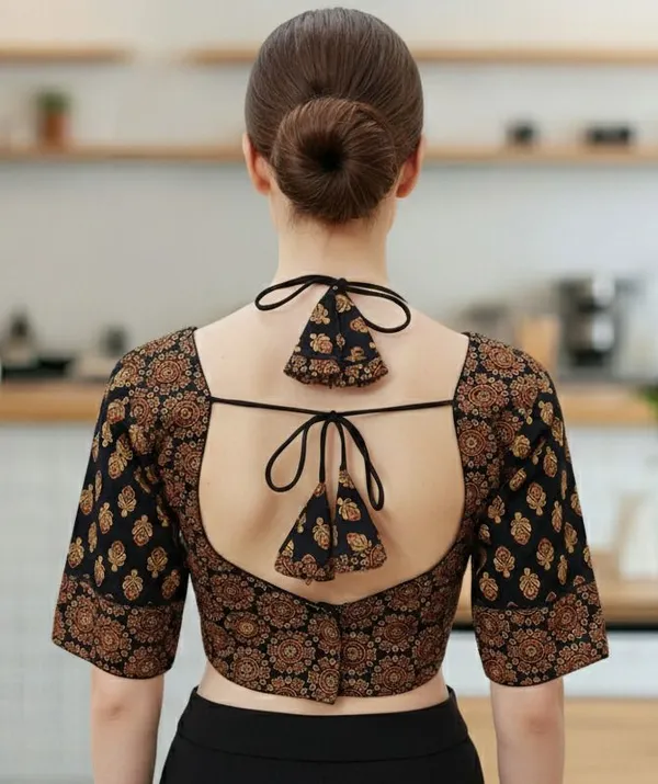 Kalapati_Sweetheart_Neck_Women_Blouse_()