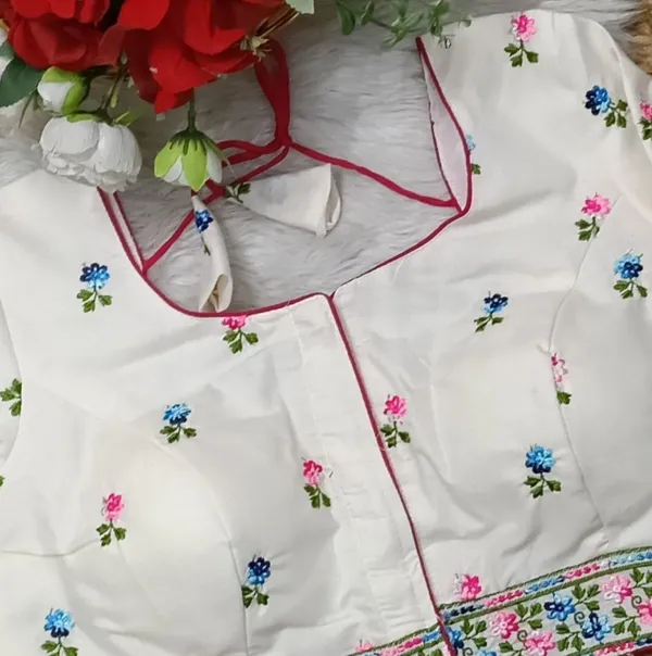 Kalapati_Round_Neck_Women_Blouse_()