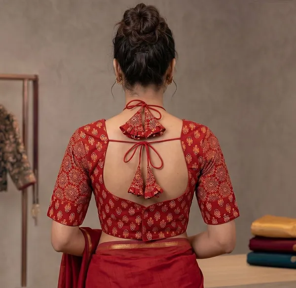 Kalapati_Sweetheart_Neck_Women_Blouse_()