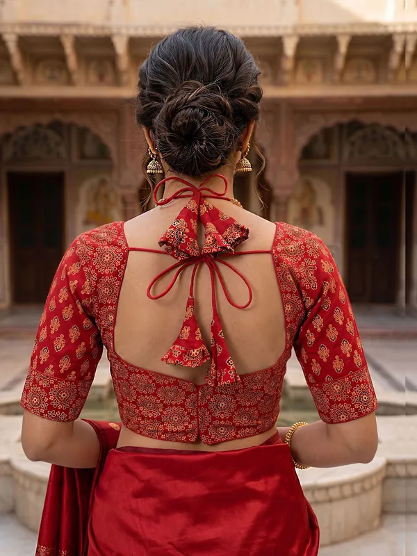 Kalapati_Sweetheart_Neck_Women_Blouse_()
