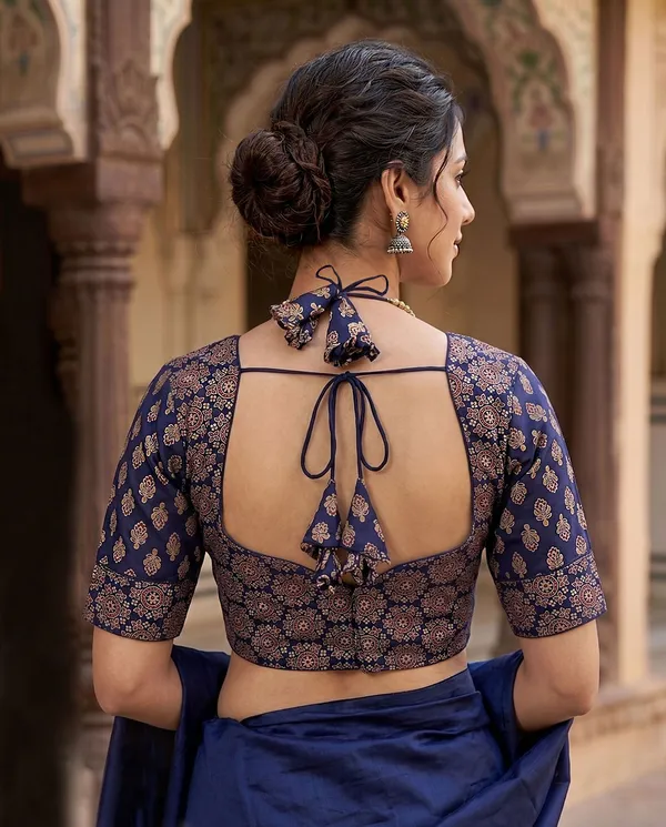 Kalapati_Sweetheart_Neck_Women_Blouse_()