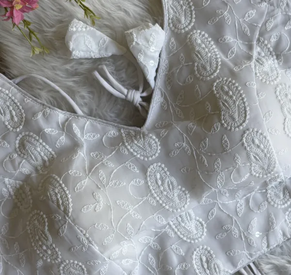 Kalapati_V-Neck_Women_Blouse_()