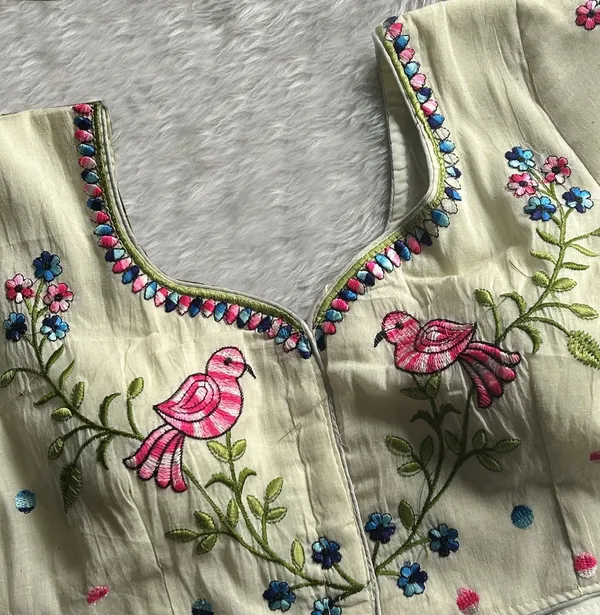 Kalapati_Sweetheart_Neck_Women_Blouse_()