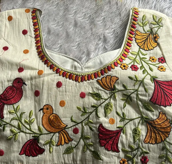 Kalapati_Sweetheart_Neck_Women_Blouse_()