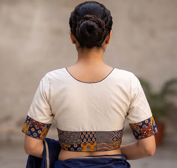 Kalapati_Round_Neck_Women_Blouse_()