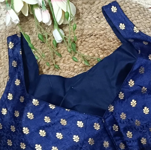 Kalapati_Sweetheart_Neck_Women_Blouse_()