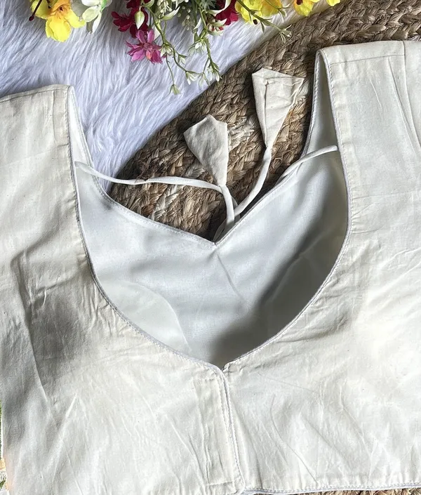 Kalapati_Sweetheart_Neck_Women_Blouse_()