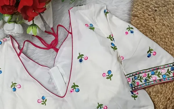 Kalapati_V-Neck_Women_Blouse_()
