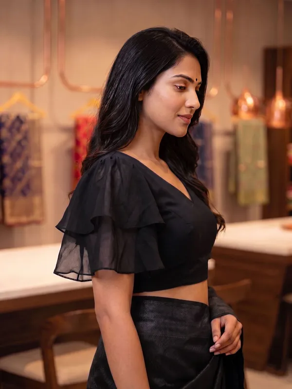 Black_Half_Sleeve_V-Neck_Blouse_For_Women