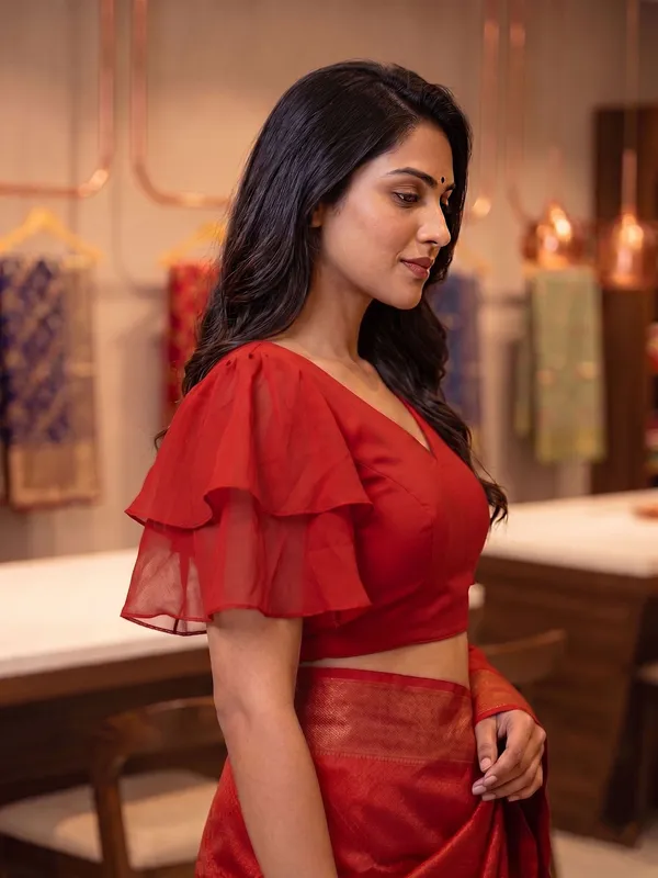 Kalapati_V-Neck_Women_Blouse_()