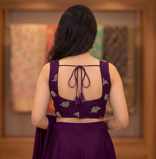 Kalapati_V-Neck_Women_Blouse_()