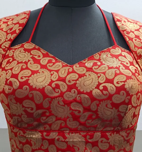 Kalapati_Halter_Neck_Women_Blouse_()