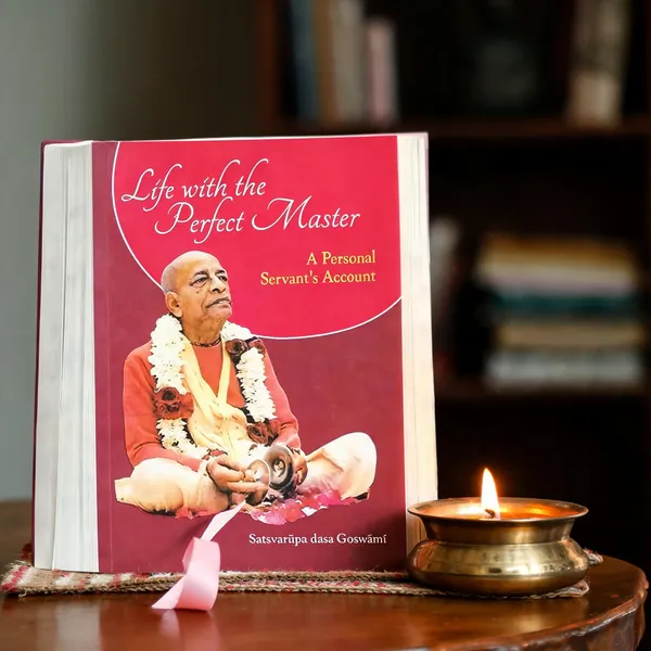 Life_With_The_Perfect_Master_By_Satsvarupa_Dasa_Goswami_Softcover