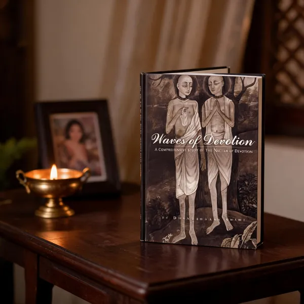 Waves_Of_Devotion_Hardcover_By_Dhanudhara_Swami