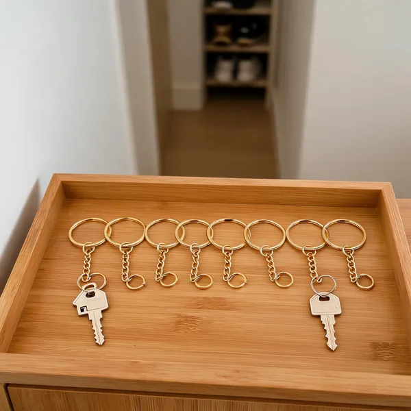 Gold_Tone_Keychain_Rings_With_Chains