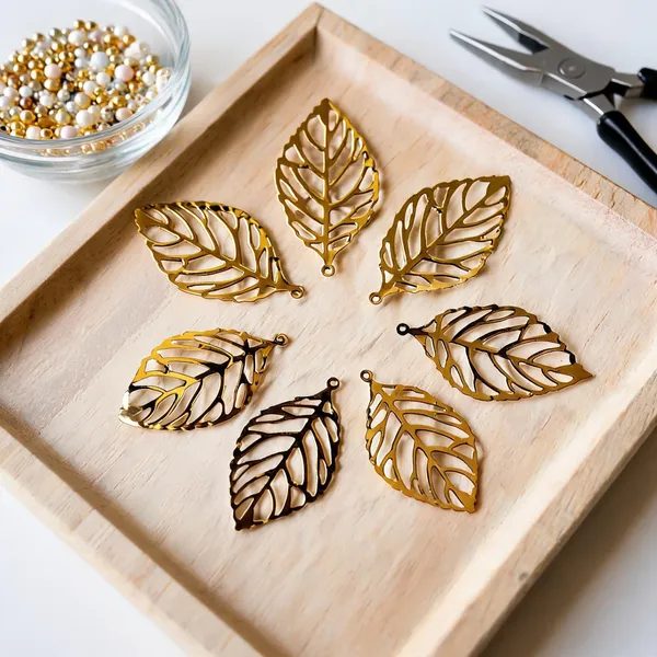 Gold_Leaf_Shaped_Metal_Charms_For_Jewellery_Making