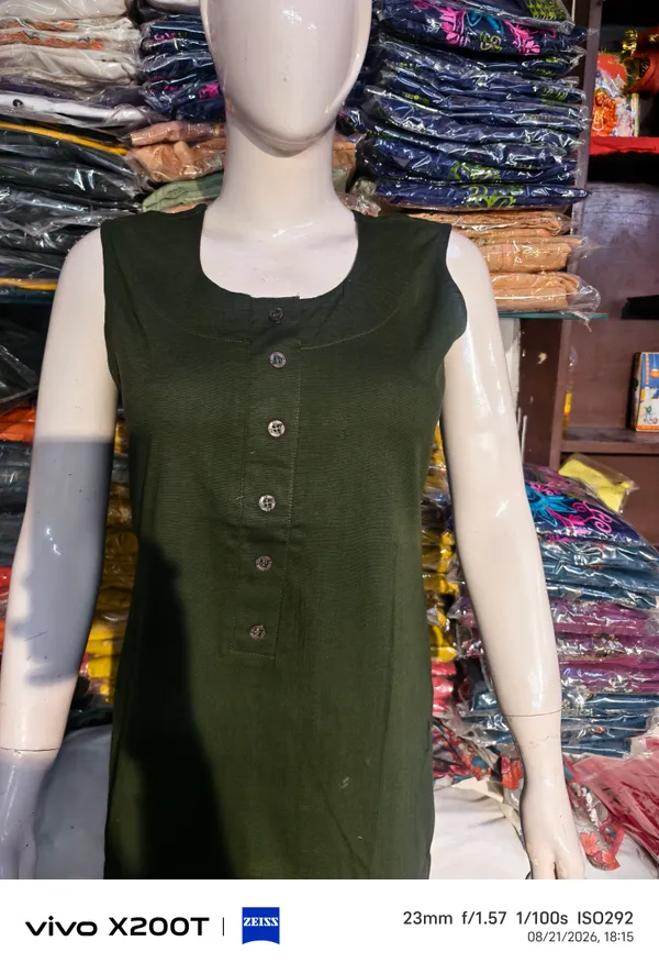 Green_Sleeveless_Straight_Kurti_for_Women