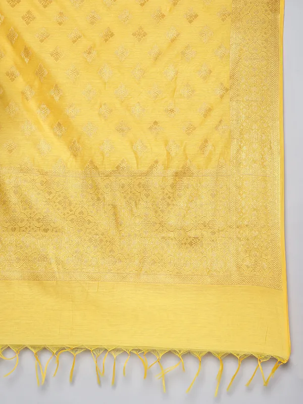 Yellow_Printed_Straight_Kurta_Pant_Set_for_Women