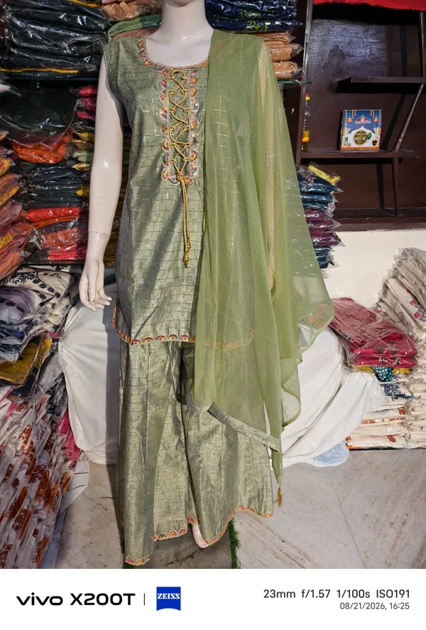 Green_Embroidered_Straight_Kurta_Set_For_Women