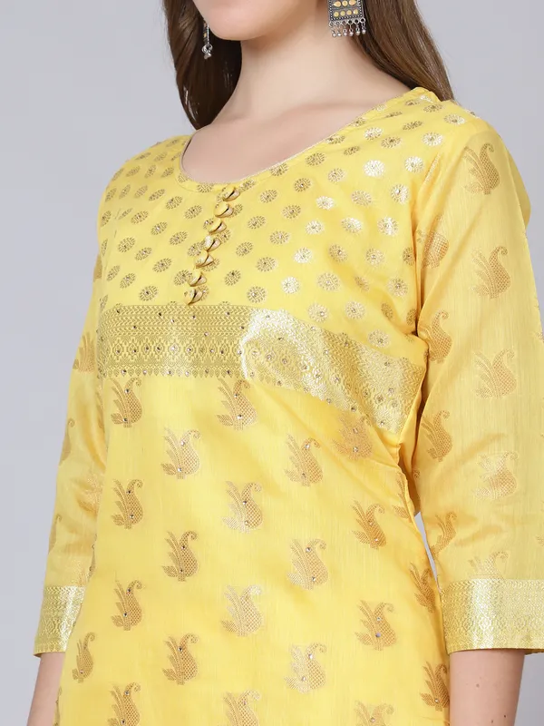 Yellow_Printed_Straight_Kurta_Pant_Set_for_Women
