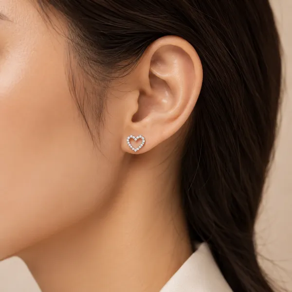 Silver_Heart_Stud_Earrings_For_Women