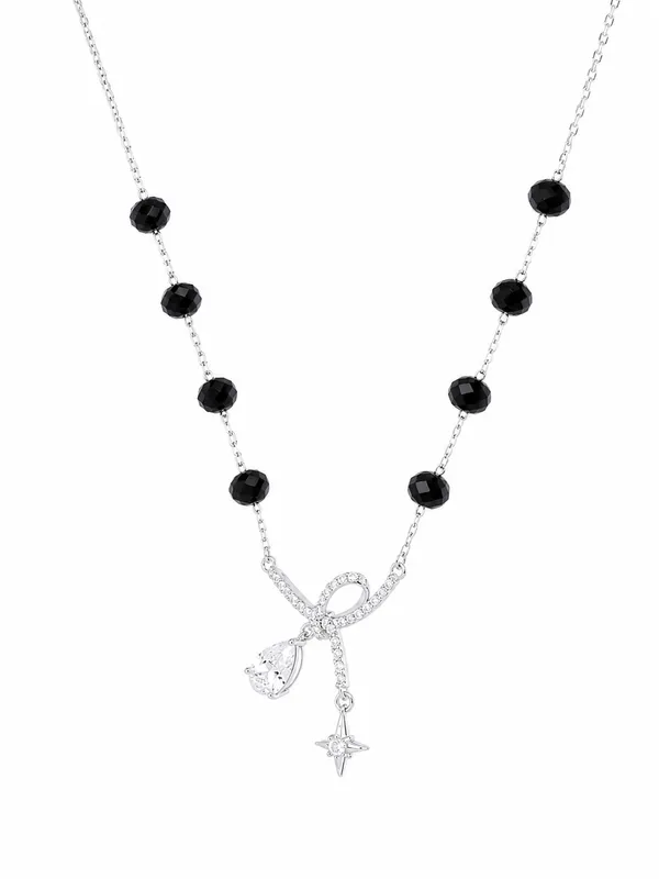 Black_Beaded_Pendant_Necklace_For_Women
