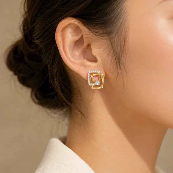 Gold_Tone_Geometric_Stud_Earrings_For_Women
