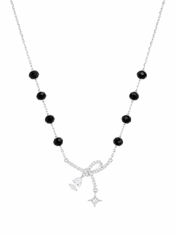 Black_Beaded_Pendant_Necklace_For_Women