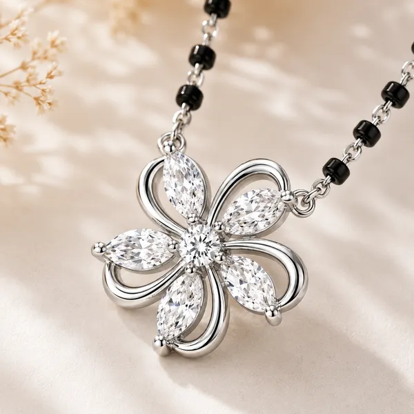 Silver_Tone_Floral_Pendant_Necklace_For_Women