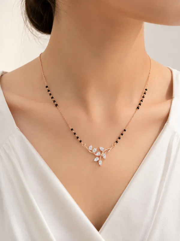 Rose_Gold_Tone_Floral_Pendant_Mangalsutra_For_Women