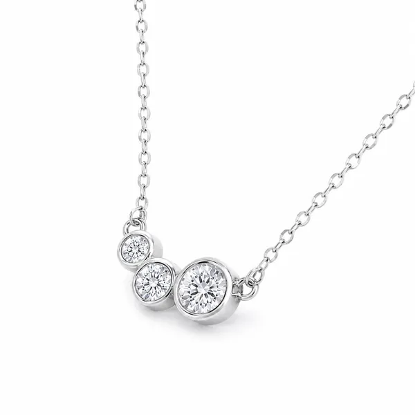 Silver-Tone_Round_Stone_Pendant_Necklace_For_Women