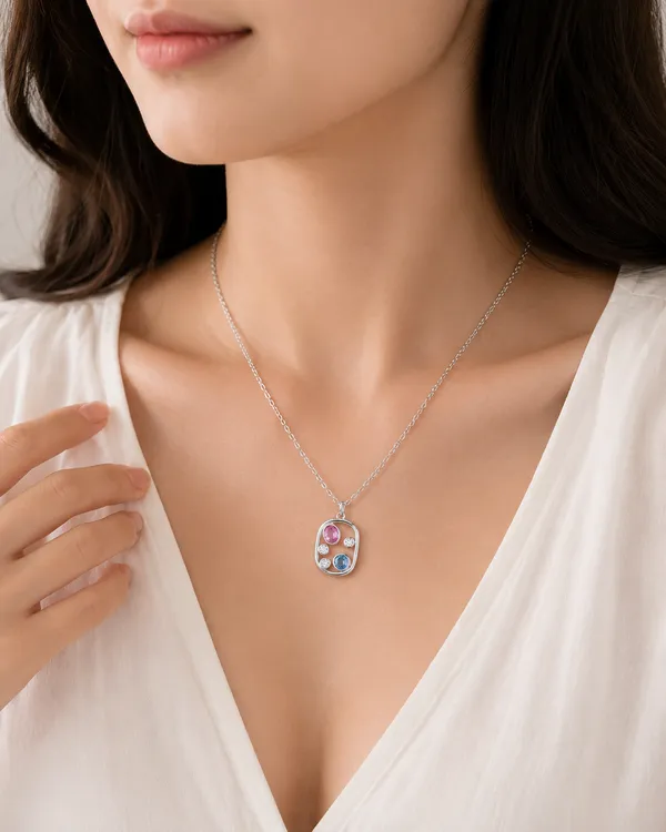 Silver_Tone_Crystal_Pendant_Necklace_For_Women