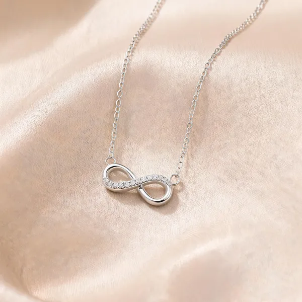 Silver_Infinity_Pendant_Necklace_For_Women