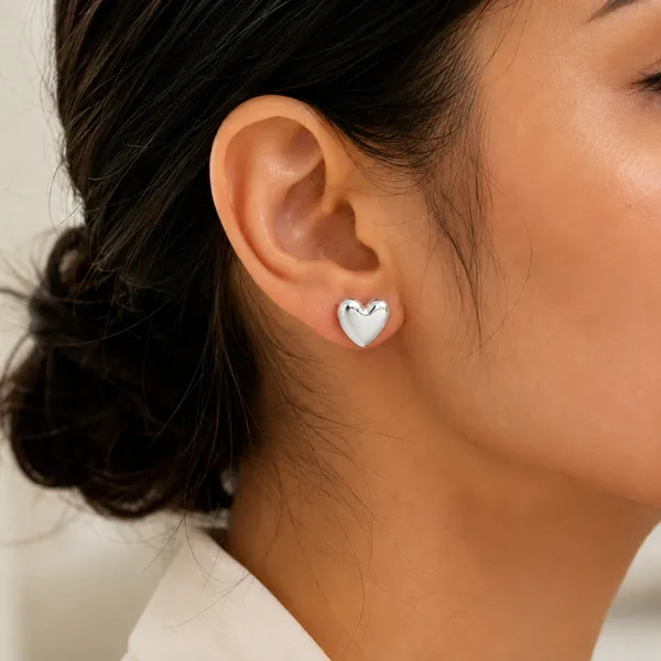 Silver_Heart_Stud_Earrings_For_Women