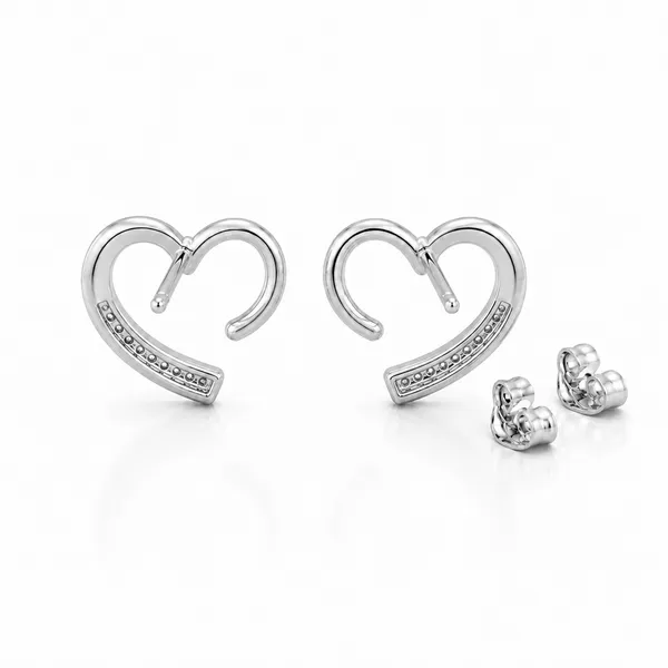 Silver_Heart_Stud_Earrings_For_Women
